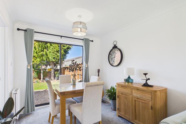 32, Foxglove Road, Stamford photo 4