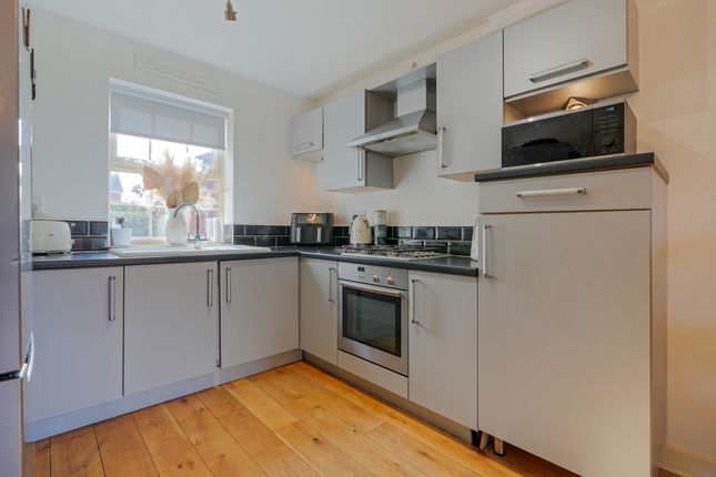 2, Carlton Gate Drive, Sheffield photo 3