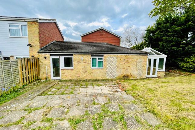 Thumbnail Bungalow for sale in Wagner Close, Basingstoke