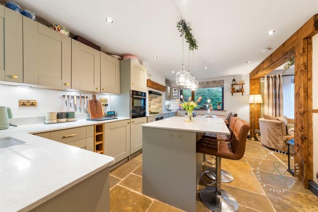 1 Forest Cottage, Castle Road, Cardiff photo 2