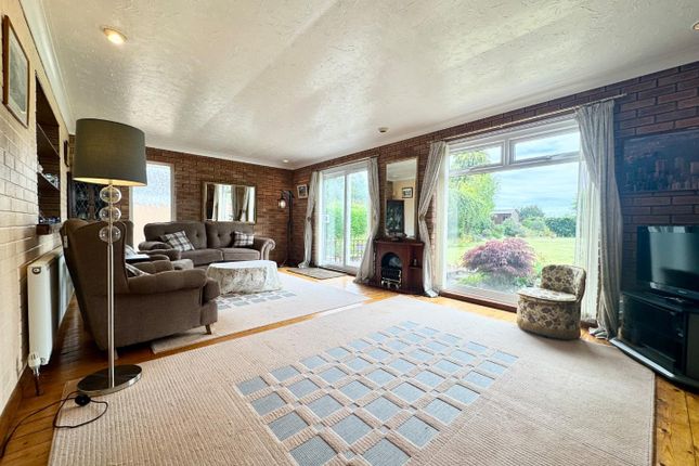 72, Mount Leven Road, Yarm photo 4