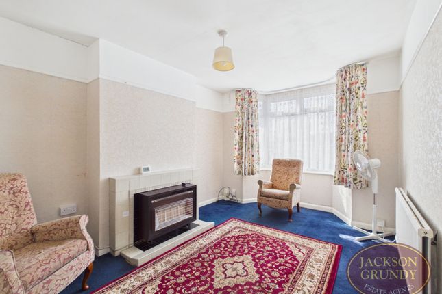 82, Rawley Crescent, Northampton photo 4