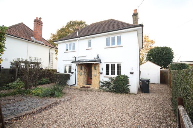 Thumbnail Detached house to rent in Rosebery Crescent, Woking