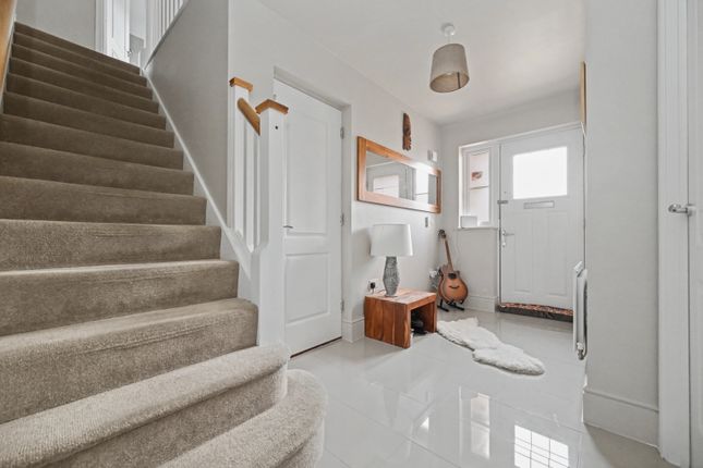 Ophelia Crescent, 2, Titania Close, Rugby photo 3