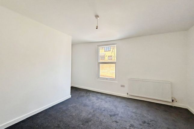 180, Luton Road, Chatham photo 4