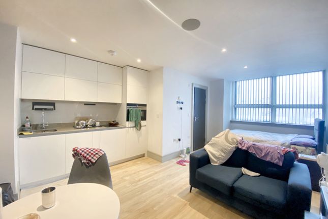 Studio to rent in Mercantile House, Uxbridge, Greater London
