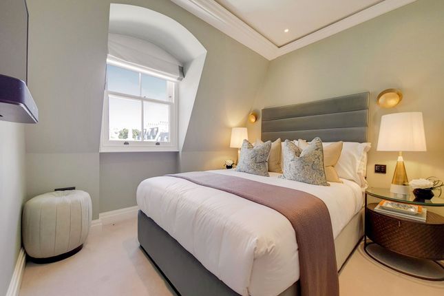 Penthouse to rent in Prince Of Wales Terrace, Kensington