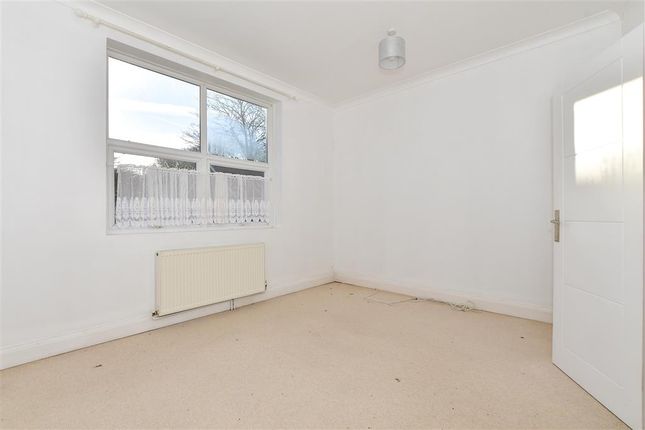Flat for sale in Queens Road, Broadstairs, Kent