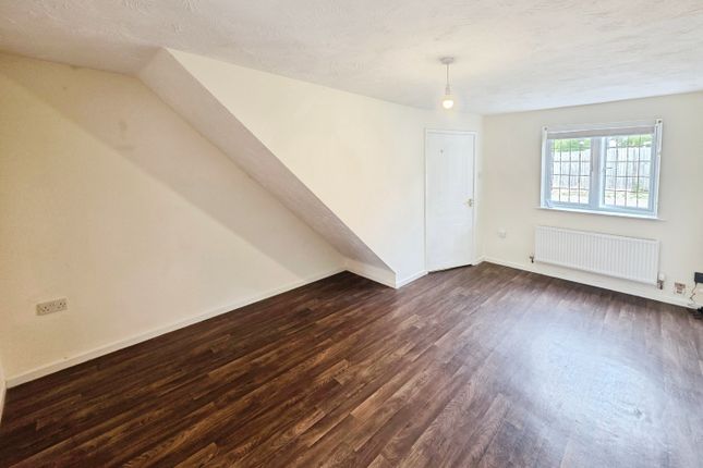 43, Peterborough photo 2