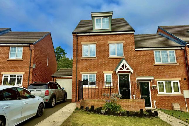3-bed house on 68, Heathway, Seaham, £220,000