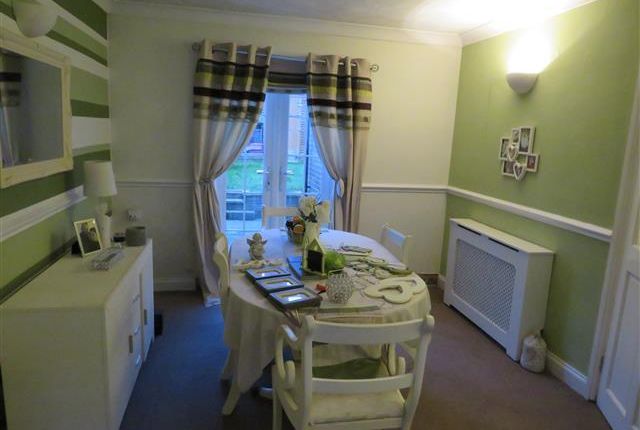 26, Stevens Street, LOWESTOFT photo 4
