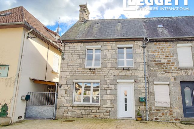 Villa for sale in Juvigny Val D'andaine, Orne, Normandie