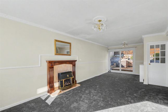 50, Mountfield Avenue, Nottingham photo 4