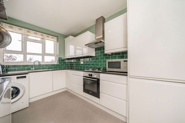 57 Pynfolds, Jamaica Road, London photo 3