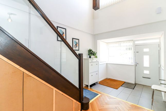 69 Ridge Lane, Watford photo 4