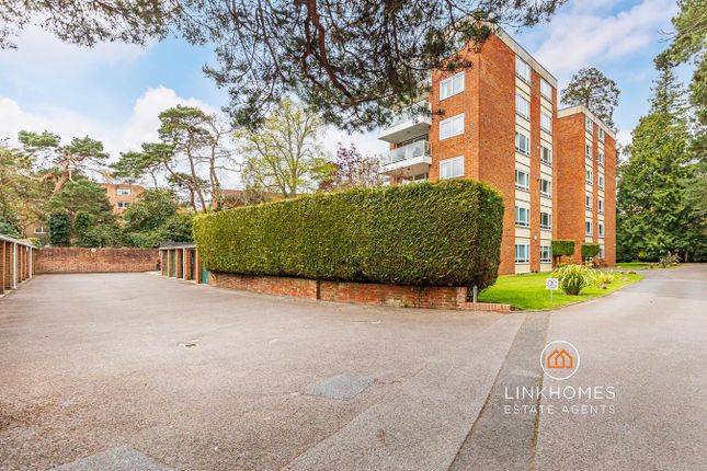 Flat for sale in The Avenue, Poole