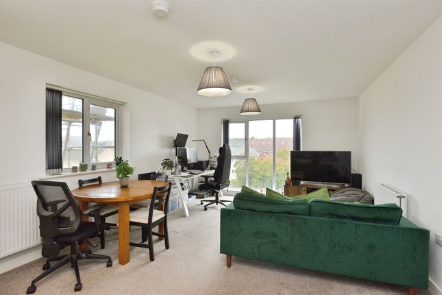 Flat 11, 18, Berrenda Avenue, Milton Keynes photo 3