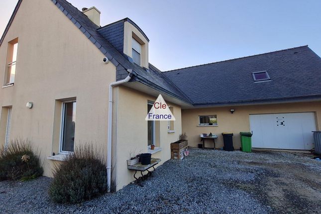 Detached house for sale in Camaret-Sur-Mer, Bretagne, 29570, France