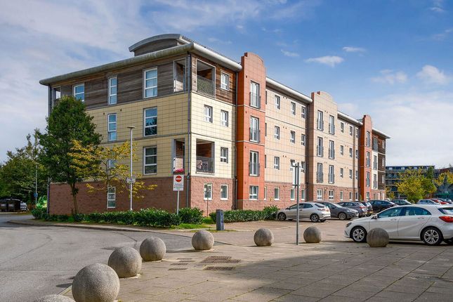2-bed flat on Heritage Way, Wigan, £30,000