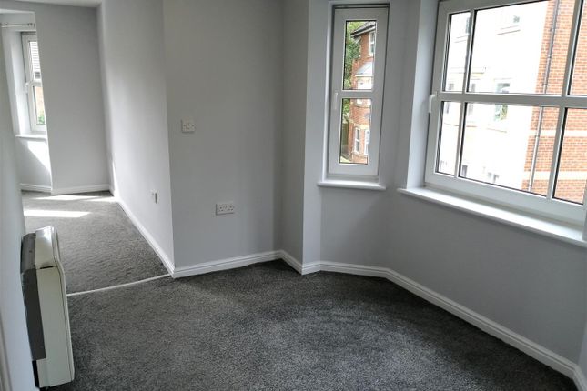 3 Eden Court, 40, Wilbraham Road, Manchester photo 4