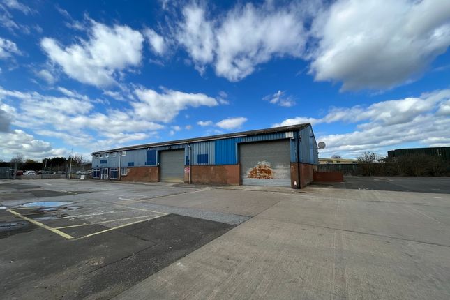 Light industrial to let in East Road, Sleaford, Lincolnshire