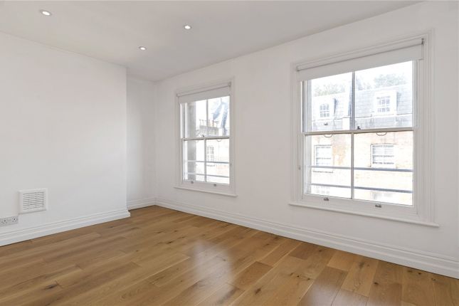 Flat to rent in Exmouth Market, Clerkenwell, London