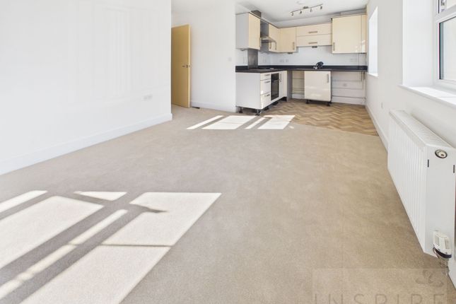 4 Jaratt Court, Horsham photo 2
