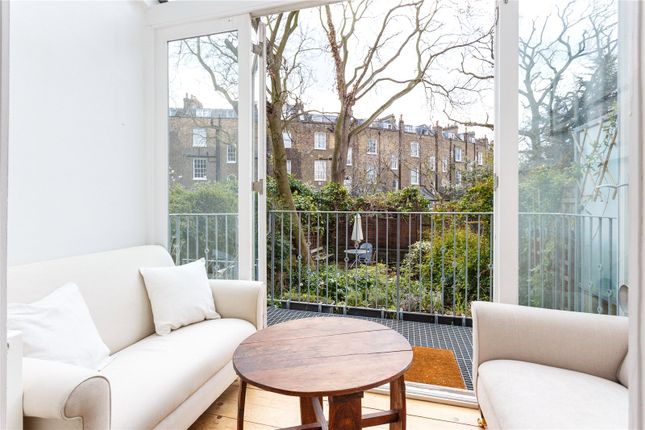 Terraced house for sale in Huntingdon Street, London