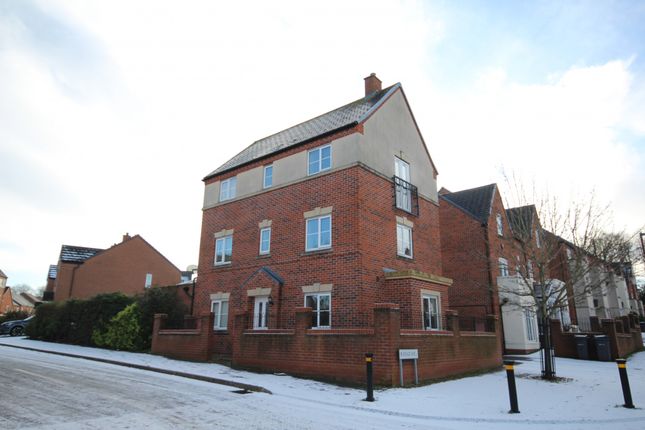 Thumbnail Detached house to rent in Brook Way, Edgbaston, Birmingham