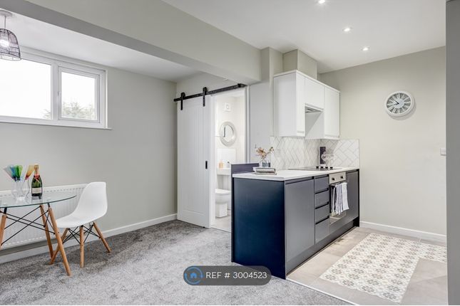 Apartment, Wynyard Road, Sheffield photo 4