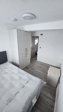 Room 5