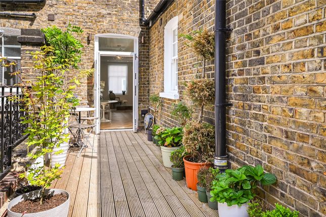 Strutton Ground, Westminster, London SW1P, 4 bedroom flat for sale ...