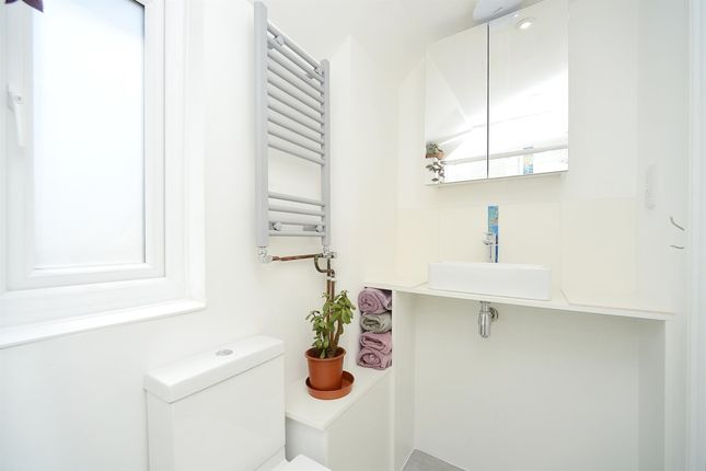 Mews house for sale in Kemptown Mews, Arundel Place, Brighton