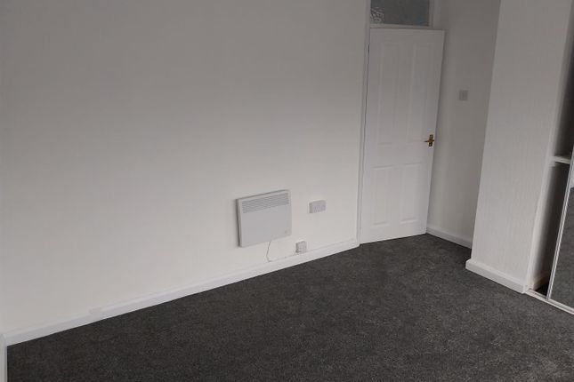 15, Cherry Tree Road, Burton On Trent photo 4