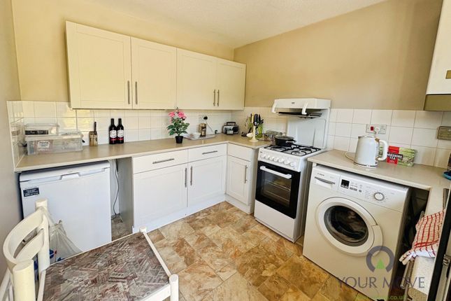 9, Haddon Close, Ilkeston photo 2