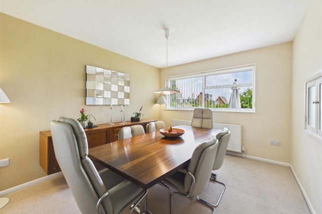 5, Melbourne Avenue, Dronfield photo 3