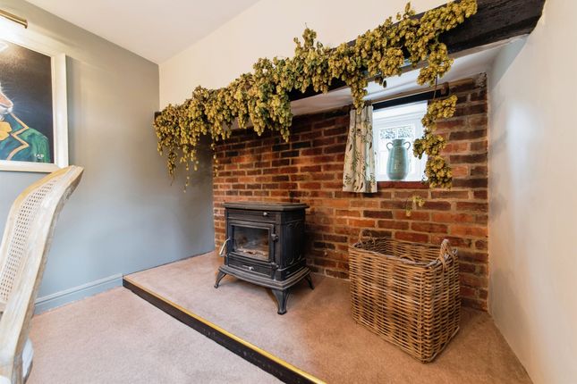 17, Station Road, BOURNE photo 4