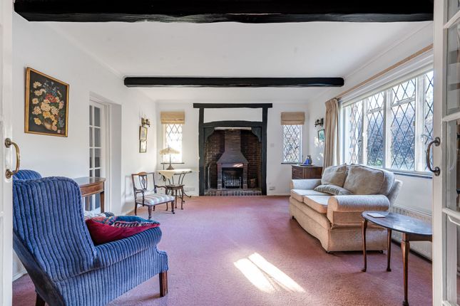 Spinney Cottage Garden Close, Leatherhead photo 4