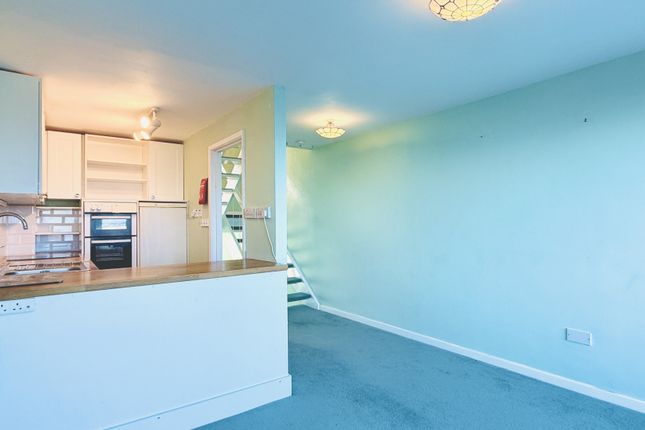 7,Marine Gardens, Ramsey photo 4