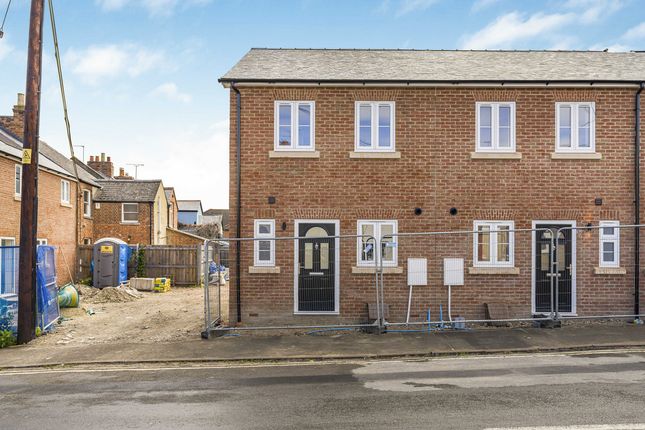 Thumbnail End terrace house for sale in Hagbourne Road, Didcot
