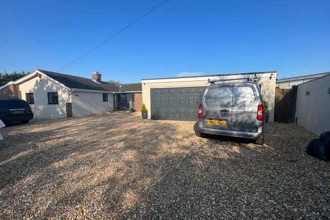 Thumbnail Bungalow for sale in Newells Lane, Chichester