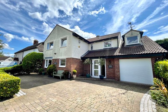 Thumbnail Detached house for sale in Park Avenue, Hastingwood, Harlow