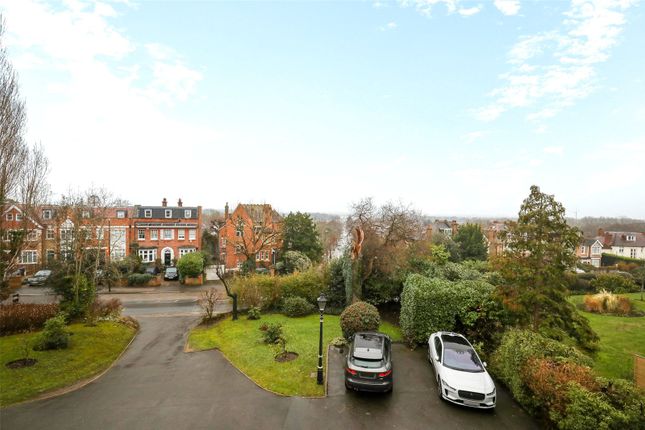 52, Cottenham Park Road, London photo 3