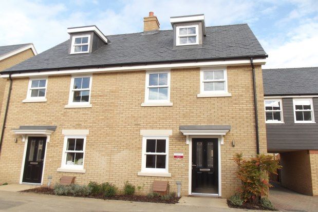 Thumbnail Semi-detached house to rent in Kennett Drive, Biggleswade