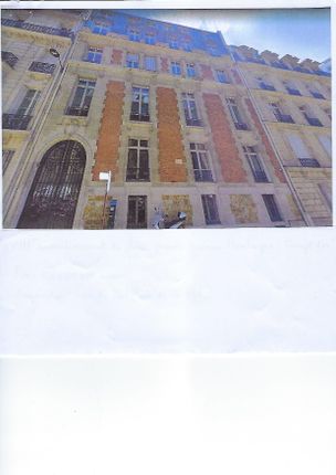Thumbnail Office for sale in 16, Rue Bayard, France
