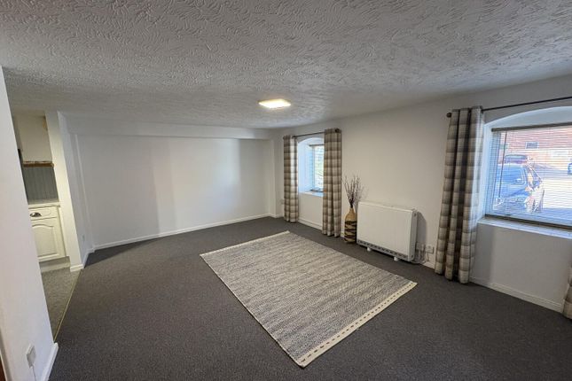 5, Swonnells Court, Lowestoft photo 5