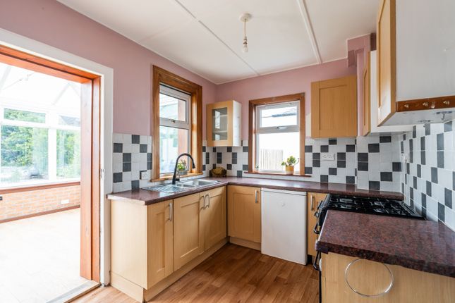 77, Dobbie's Road, Bonnyrigg photo 4