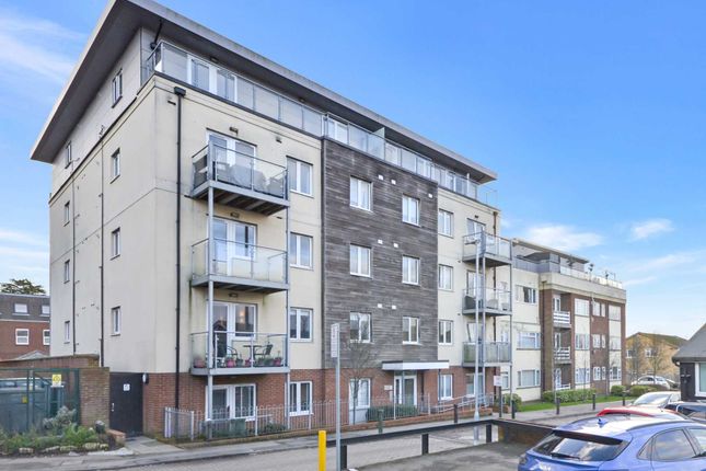 Thumbnail Flat for sale in St Ediths Court, Billericay