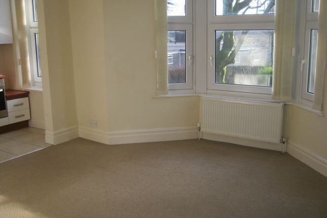 Flat 5, 21, Silverlands, Buxton photo 4