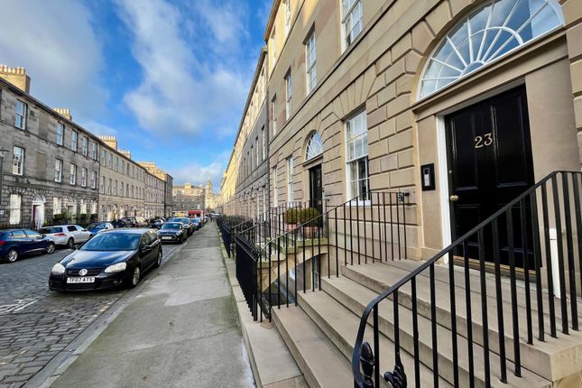 Thumbnail Flat to rent in Clarence Street, Edinburgh